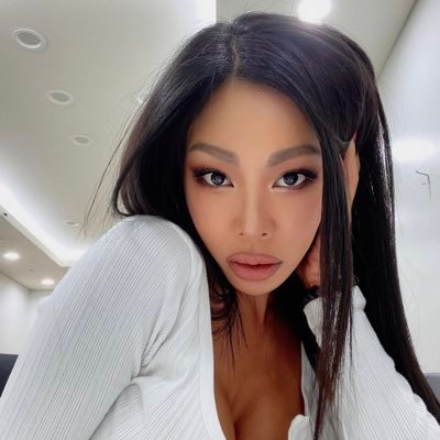 —; 𝘐 𝘨𝘢𝘷𝘦 𝘺𝘰𝘶𝘳 𝘨𝘪𝘳𝘭𝘧𝘳𝘪𝘦𝘯𝘥 𝘤𝘶𝘯𝘯𝘪𝘭𝘪𝘯𝘨𝘶𝘴 𝘰𝘯 𝘮𝘺 𝘤𝘰𝘶𝘤𝘩. (Parody. No content is mine. 23 irl.)