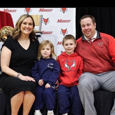 @MaristWBB Head Coach and proud Red Fox alum 🏀🦊 - Mom to Chase and Fallon ❤️ - Wife to Mike - Boston Sports Fan