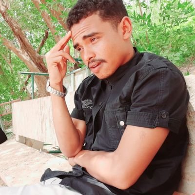 ‏إن الله لا يترك قلبا تحـــت سمائه ضائع ....