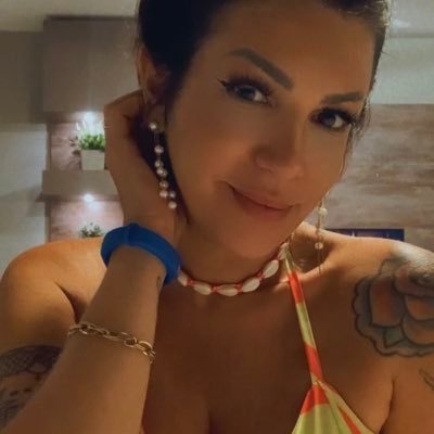 luzdacris's profile picture. Mistura política e religião