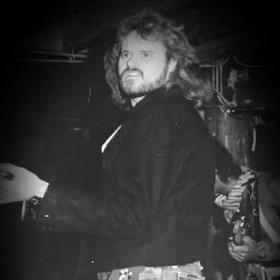 DonWare9999's profile picture. There is only 7 really cool people on this earth. At Christmas time I get 6 cards