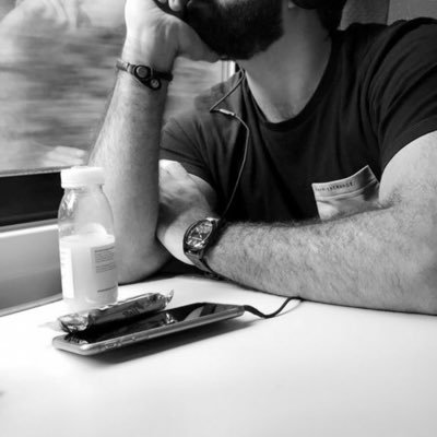 الي يحسب إنّا نعزه لـ أجل شي —كل شي بالدنيا .. ترانا .. خذيناه !
