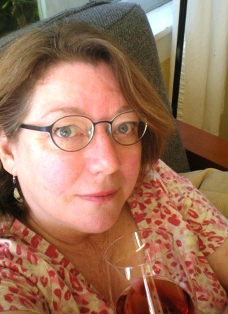 Winetonight's profile picture. I like wine. I think pairing is an art. I'm learning. Let's talk!