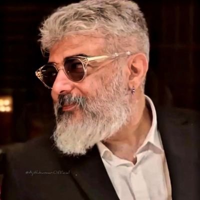 Ajith kumar😎FanatiC#KoHliii...ABD...U1🎶🎶...ANiii....
NAyan...CR7/Music lover🎵🎶🎧Love filim industry....made of Cricket....once life keep sMiling