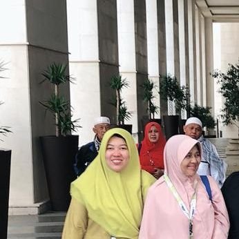 RiNnie_zhee's profile picture. jalani hidup lebih baik dan bermanfaat sesama di dunia ini dan safaat di akhirat