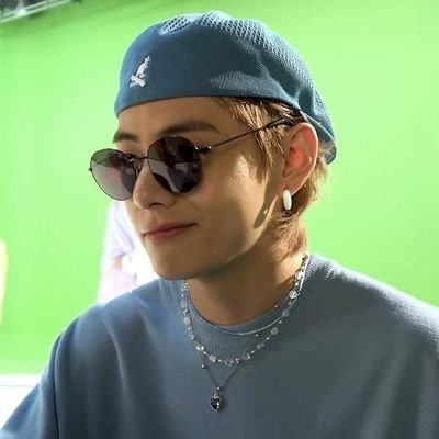 taemialfa's profile picture. denme sb plis