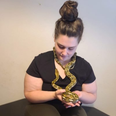 Reptile Educator (Axe&ShieldReptiles), Medical Cannabis, Satanist, Bisexual, and Mama💨 (She/Her)