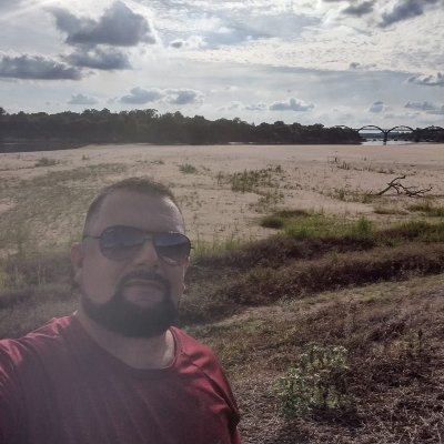 Analista de sistemas formado no ano de 2019.
Revide sorrisos, compre paz!