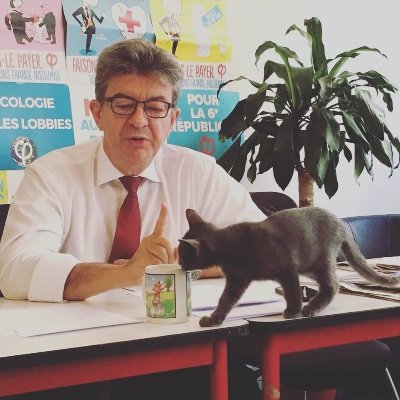 Professeur certifié d'Histoire Géographie! J'étais pas insoumis avant d'entendre Jean Luc Mélenchon !