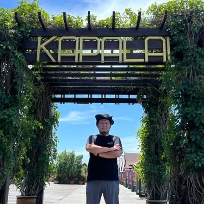 kyrol_agusto's profile picture. peace not war