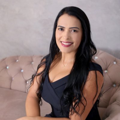 Jornalista, autora do Blog Artrite Reumatoide, idealizadora do Grupo EncontrAR e Blogueiros da Saúde. Arthritis Consumer Experts 👉 Patient Advocate 🇧🇷