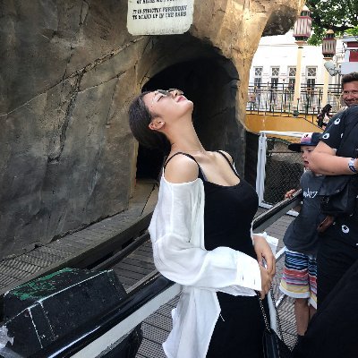 osda54293589's profile picture. I like to listen to music, always single cycle, hear, and then delete.