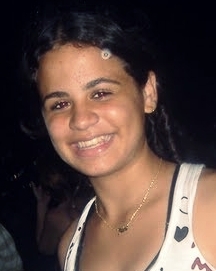 Eu sou feita de sonhos interrompidos, detalhes despercebidos, amores mal resolvidos.