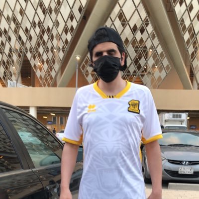 هاني الغامدي من ذوي الاحتياجات الخاصه كفيف البصر