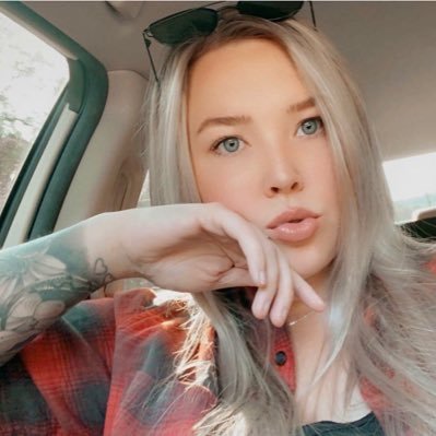 Meggy__Weggy's profile picture. I swear I have it all together. I just forgot where I put it