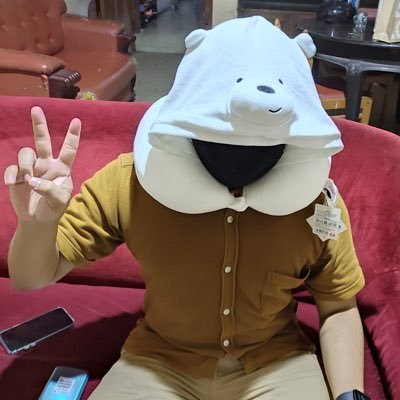 Mahasiswa | Fulltime Trader, Part Time Programmer | Sudah punya pasangan | Gak tau kenapa selalu di panggil UMBEL