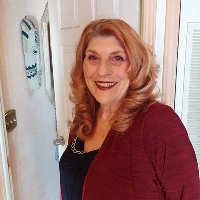 GAYLENEHunter2's profile picture. Granny Patriot