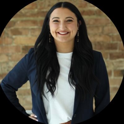 Account Executive @UproarPRagency - all things tech & learning 💻📚