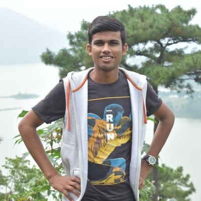 hrishabhr_'s profile picture. Just a curious homo sapien