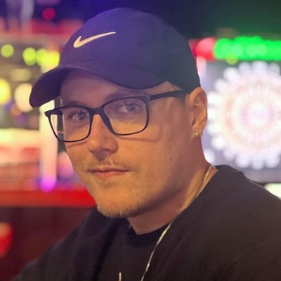 T_Smooth_88's profile picture. https://t.co/LIKB3eZYXp