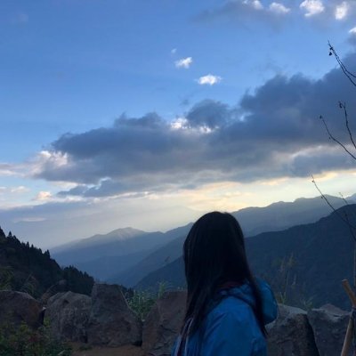 juliaquach02's profile picture. 