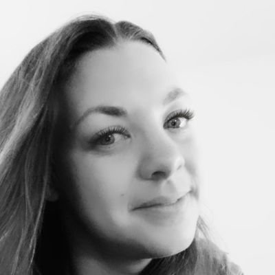 Jen_Combest's profile picture. 