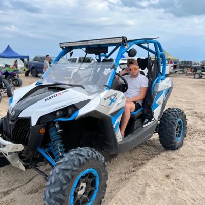 Gabi_bz92's profile picture. Vivamos y que pase lo que tenga que pasar.. ☘ IG:https://t.co/S4JZfZFlAO