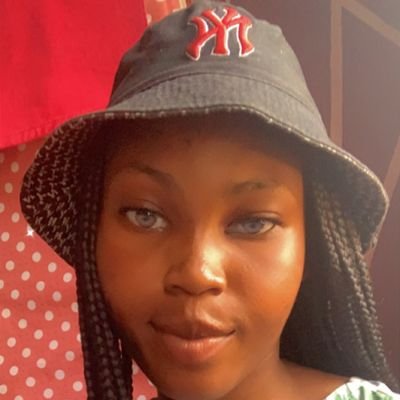 SymplyFabs's profile picture. 🇧🇪🇧🇪🇧🇪Fashionista 📌|| An introvert||Fun to be with❤️||march15🥰||AAUAITE📚✏️