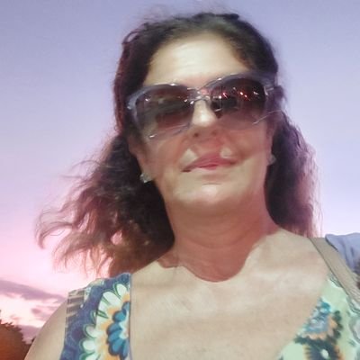 AlluMartins's profile picture. Socióloga