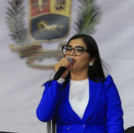Sec. General del @MSomosVen.

Diputada de la @Asamblea_Ven

Feminista, Revolucionaria y Chavista.