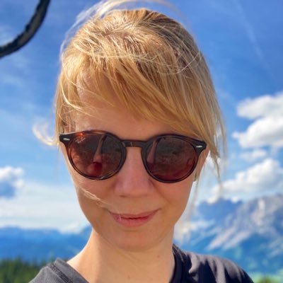 Reschkaa3's profile picture. 