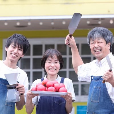しまね和牛を使った手作りバーガーが自慢のお店です!オススメは 【しまね和牛チーズバーガー】 【期間限定バーガー】です!! フォロワー特典 当店のポイント2倍進呈! 家族3人で今日も元気に営業してます!
