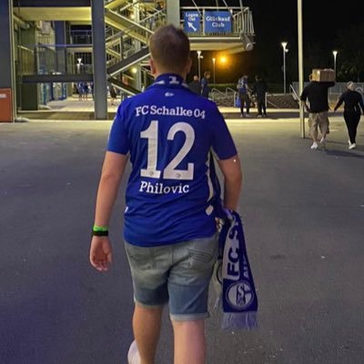 24 y.o | Schalke Fan 💙🤍 | OS