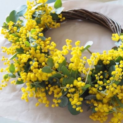 ミモザの産地は、高知市ながやけど、長いこと大阪におった。この4年ばぁで、人生がびっくりするばぁ変わった。けんど、何じゃかんじゃ言よったち始まらんき前に向いて進みゆう。大阪の仕事辞めて、今は高知で月に何日か、たこ焼き🐙焼きゆうwwまぁーこんな人生もあらーね。
