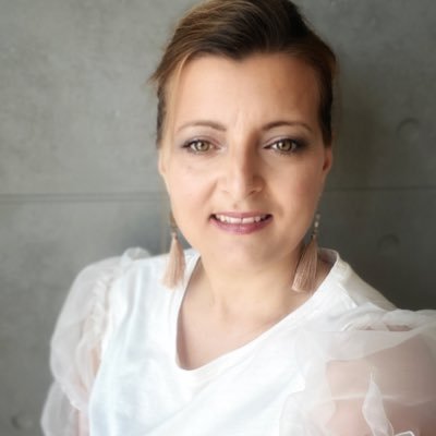 harb_houda's profile picture. Accomplished financial industry professional. Passionate about being a force of positivity & good in our world & living a life of service & giving. Wife & mum.