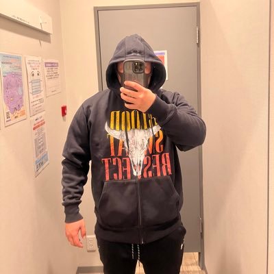 yrbdkrSHOTA's profile picture. 27歳 プログラミング、動画編集を学び始めました！この業界の方々と情報共有をしたくてこのアカウント作りました！よろしくお願い致します！勧誘❌ 情報共有などでのDMは心からお待ちしております！ #プログラミング #動画編集 #エンジニア #駆け出しエンジニア