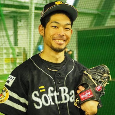 2013ドラフト。 2014→中日ドラゴンズ 。 2022→福岡ｿﾌﾄﾊﾞﾝｸﾎｰｸｽ  (2022/7/8〜9/30 内側楔状骨骨折)   応援よろしくお願いします！！