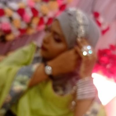 Eislyn__'s profile picture. Sassy🌼,Classy🥂...but mostly Messy🤪
•Obsessed with Icecream...😋
•Give me surprise parties...on 26th Dec ☃️
• Eislyn🦄 ile Albatross 🕊️