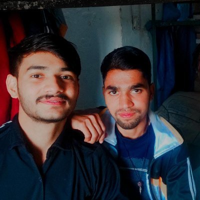 जवानी आवेशमय होती है, वह क्रोध से आग बन जाती है तो करुणा से पानी भी।