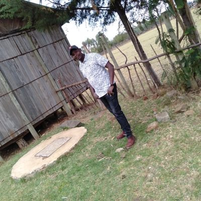 PROFESSORBENARD's profile picture. scientist