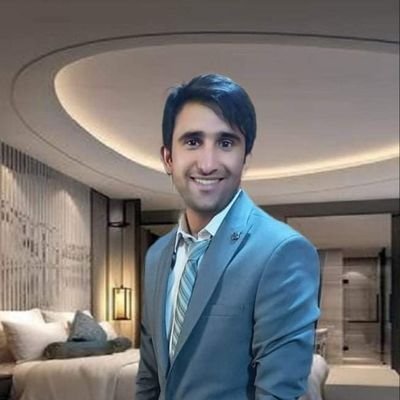 EMufakir's profile picture. Entrepreneur, specialising in #strategy, #innovation, #business #research, #business #plan.