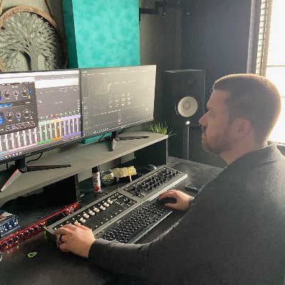 Composer/Sound Editor for TV/Game/Film
Check out my studio Revival Sound Studios @ https://t.co/tgVwh2oy3w
https://t.co/ICMGWzppNb…