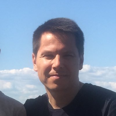 Luovan työn asialla Yhteisistä asioista kiinnostunut Lennonisti