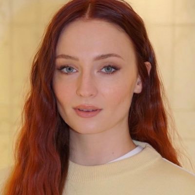 Fan account of the Emmy Award nominee Sophie Turner. Follow us for daily posts & updates and more. 🎬 Soon in #TheStaircase #Wardriver
