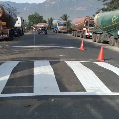 Hot melt thermoplastic road marking.
https://t.co/SD2uQHsFGj
https://t.co/ThLmW8sZ5r