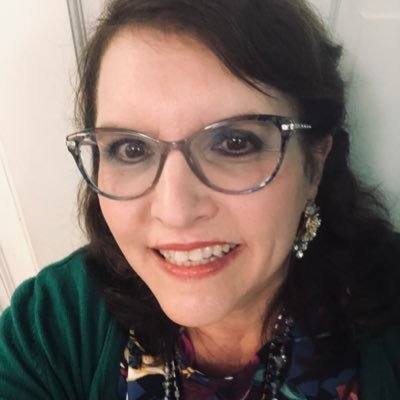 I'm a 22 year homeschool vet, copy editor who loves Christ, family, people, brownies, music, coffee, tea, Dr Who, comics, science fiction, reading, and crafts.