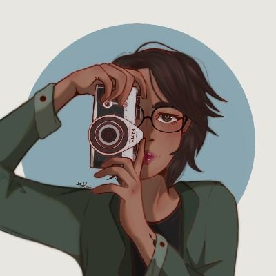 Graphical designer & #photographer         || ½ geek + art + music + weird + Star Wars + books + big glasses ||