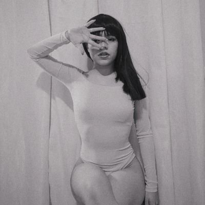 monthdzz's profile picture. Actress, singer and dancer || BeeCool🐝|| Teatrera🎭