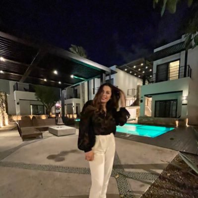 Sandrear10's profile picture. 