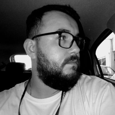 Este foi o mundo cujas portas, infelizmente, entrei em minha infância.
- Agostinho